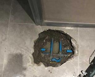 让胡路阳台漏水维修公司分享下暖气管道漏水的原因有哪些